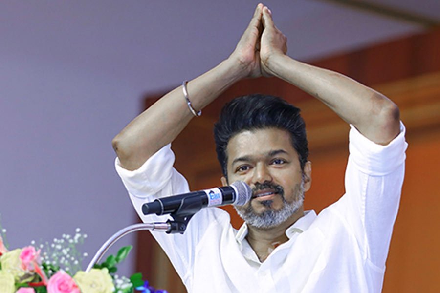 1720001647_vijay-1